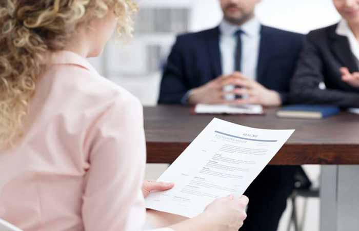 چطور در چالش های مصاحبه شغلی سربلند باشیم؟