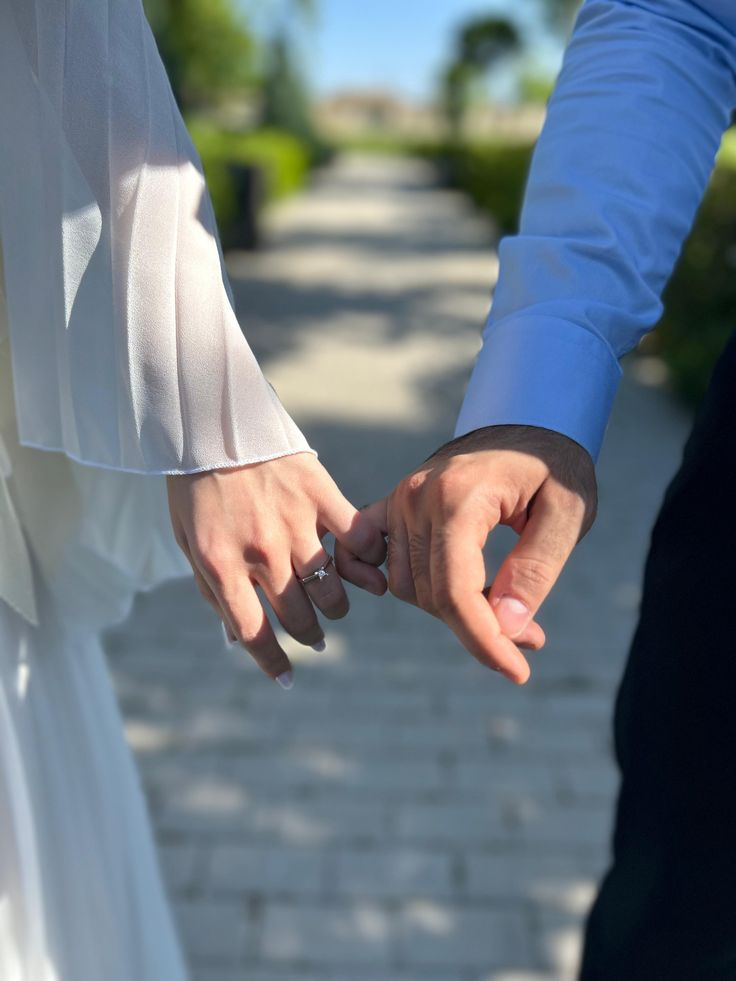 کسب اعتماد در اپلیکیشن همسریابی ایرانی